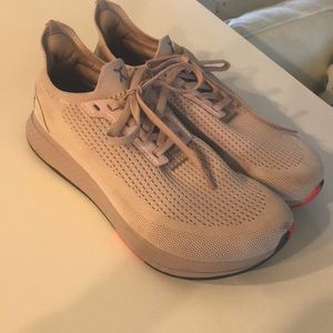 Flux woman’s shoes 10